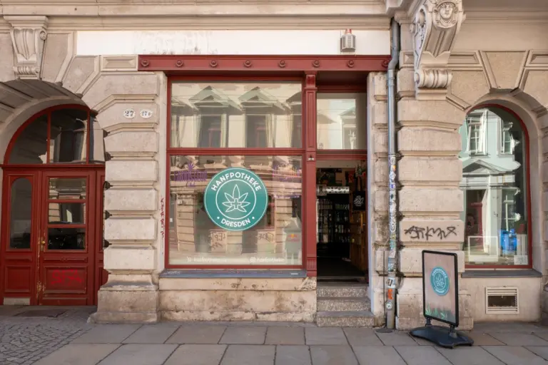 hanfpotheke dresden 01 768x512
